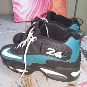 Ken Griffey Jr sz9.5